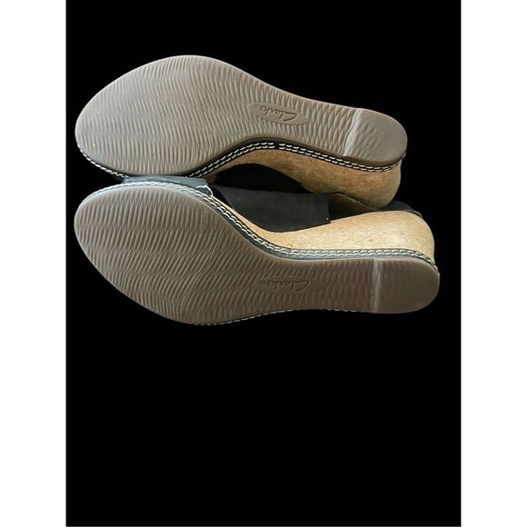 Clarks Womens Black Tan Helio Float Cork Wedge Slingback Sandal Size 8.5 - Picture 2 of 12